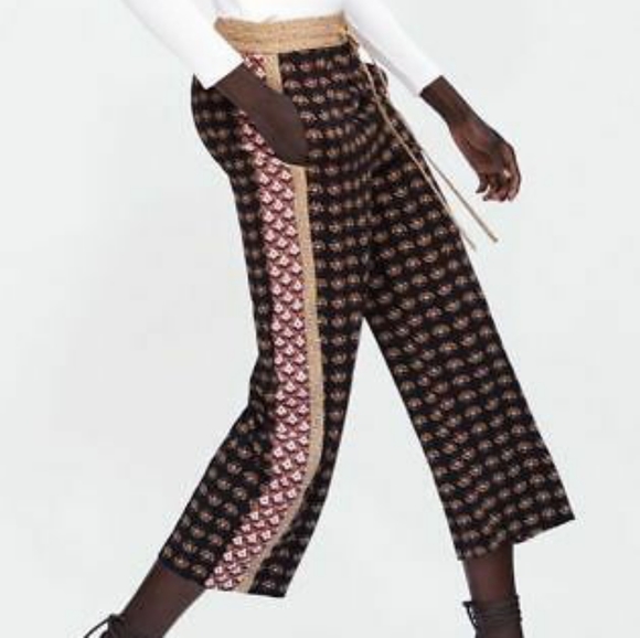 Zara Pants - NWOT Zara Geometric Print Culotte Pants S